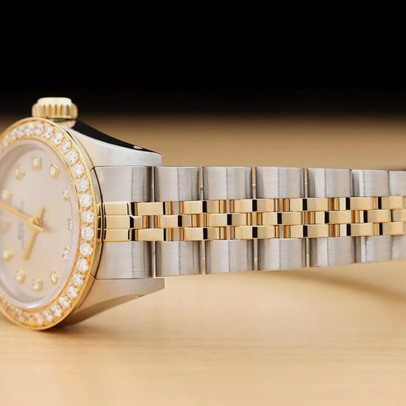Sale! Rolex Ladies Diamond Datejust Dial 18k Watch - Picture 4 of 7